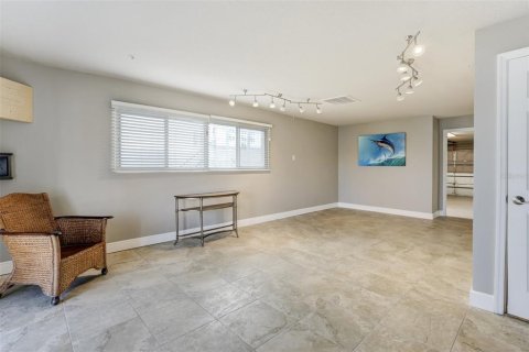 Adosado en venta en Clearwater, Florida, 3 dormitorios, 211.35 m2 № 1877444 - foto 12