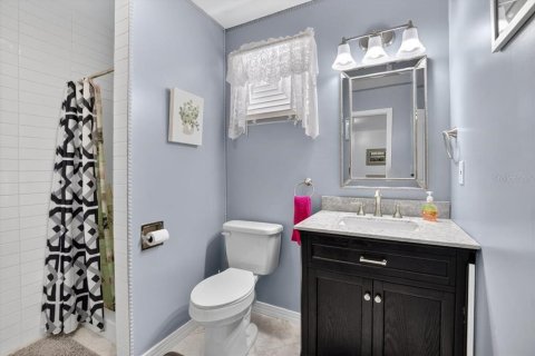 House in Sun City Center, Florida 3 bedrooms, 109.44 sq.m. № 1885621 - photo 22