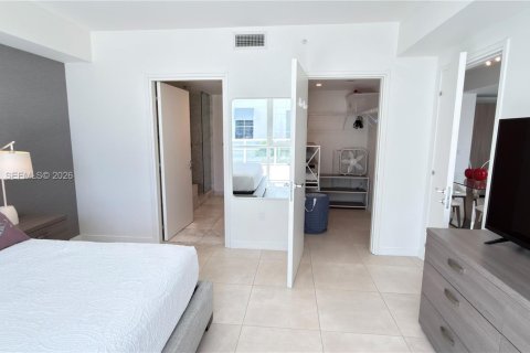 Купить кондоминиум в Форт-Лодердейл, Флорида 2 спальни, 120.12м2, № 2187668 - фото 21
