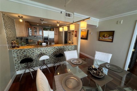 Copropriété à louer à Miami, Floride: 1 chambre, 79.9 m2 № 1996786 - photo 10