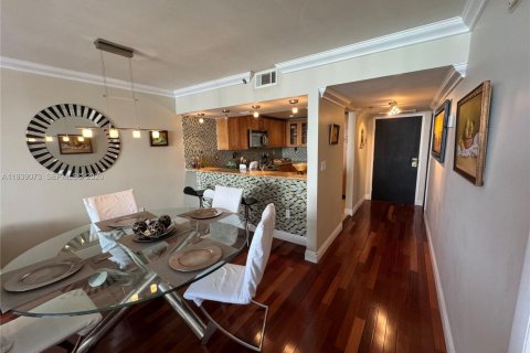 Copropriété à louer à Miami, Floride: 1 chambre, 79.9 m2 № 1996786 - photo 4