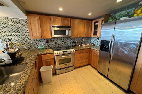 Copropriété à louer à Miami, Floride: 1 chambre, 79.9 m2 № 1996786 - photo 5