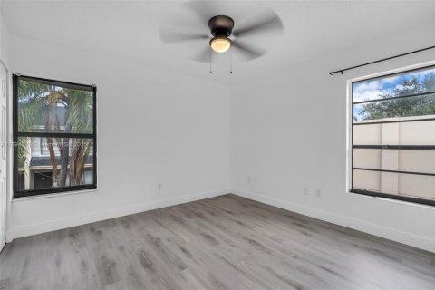 Condo in Lauderhill, Florida, 2 bedrooms № 1945860 - photo 15