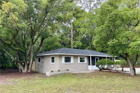 House in Gainesville, Florida 3 bedrooms, 117.71 sq.m. № 2092687 - photo 3