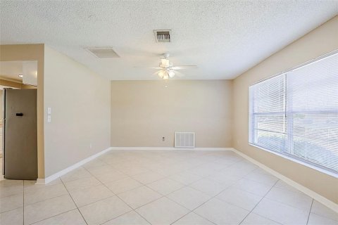 Villa ou maison à vendre à Oldsmar, Floride: 3 chambres, 117.43 m2 № 1913400 - photo 8