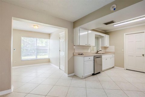 Villa ou maison à vendre à Oldsmar, Floride: 3 chambres, 117.43 m2 № 1913400 - photo 10