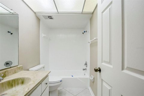 Villa ou maison à vendre à Oldsmar, Floride: 3 chambres, 117.43 m2 № 1913400 - photo 17