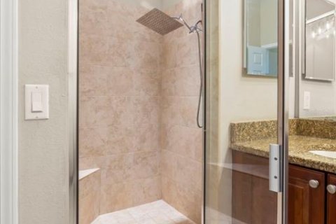 Condo in Sun City Center, Florida, 3 bedrooms  № 1910163 - photo 30