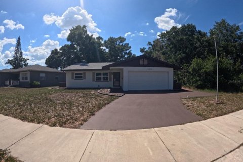 Villa ou maison à Saint Petersburg, Floride 3 chambres, 122.45 m2 № 2100328