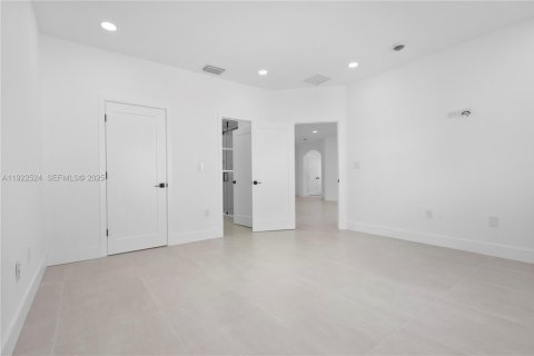 Casa en venta en Homestead, Florida, 3 dormitorios, 142.88 m2 № 1976468 - foto 16