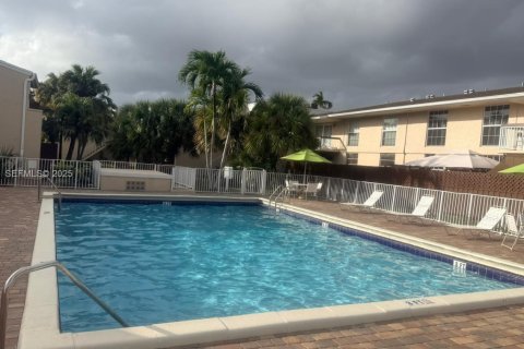 Copropriété à louer à Miami, Floride: 1 chambre, 69.68 m2 № 1976722 - photo 19