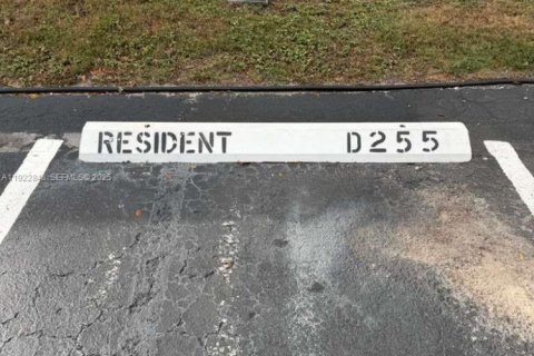 Copropriété à louer à Miami, Floride: 1 chambre, 69.68 m2 № 1976722 - photo 14