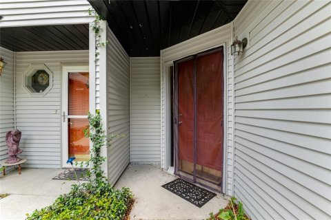 Condo in Gainesville, Florida, 2 bedrooms  № 1682012 - photo 3
