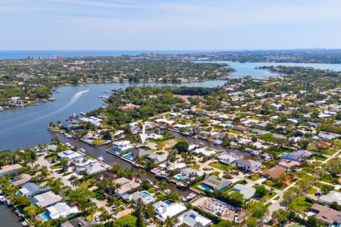 Casa en venta en Tequesta, Florida, 4 dormitorios, 239.97 m2 № 1072486 - foto 1
