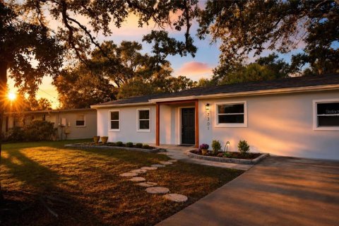 Casa en Tampa, Florida 3 dormitorios, 131.27 m2 № 2206490