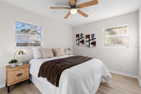 Casa en venta en Tampa, Florida, 3 dormitorios, 131.27 m2 № 2206490 - foto 13