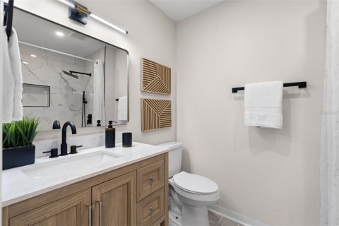 Casa en venta en Tampa, Florida, 3 dormitorios, 131.27 m2 № 2206490 - foto 19