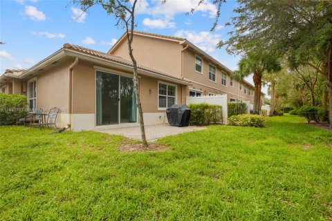 Townhouse in Lake Worth, Florida 2 bedrooms, 119.29 sq.m. № 1849017 - photo 8