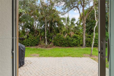 Townhouse in Lake Worth, Florida 2 bedrooms, 119.29 sq.m. № 1849017 - photo 9