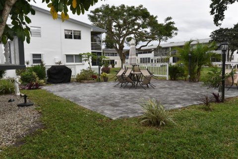 Condo in West Palm Beach, Florida, 1 bedroom  № 2153004 - photo 15