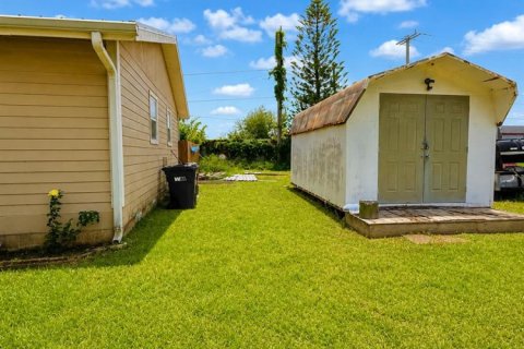 Casa en venta en Okeechobee, Florida, 3 dormitorios, 127.46 m2 № 2172011 - foto 3