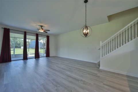 Townhouse in Ocala, Florida 3 bedrooms, 143.26 sq.m. № 2232361 - photo 5