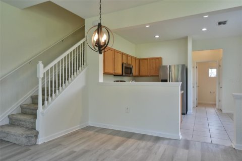 Townhouse in Ocala, Florida 3 bedrooms, 143.26 sq.m. № 2232361 - photo 6