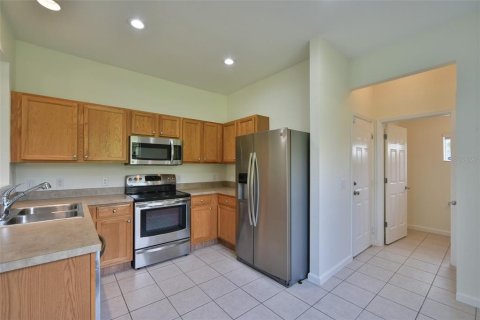 Townhouse in Ocala, Florida 3 bedrooms, 143.26 sq.m. № 2232361 - photo 7