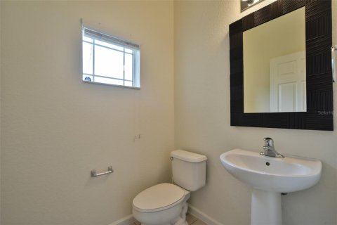 Townhouse in Ocala, Florida 3 bedrooms, 143.26 sq.m. № 2232361 - photo 10