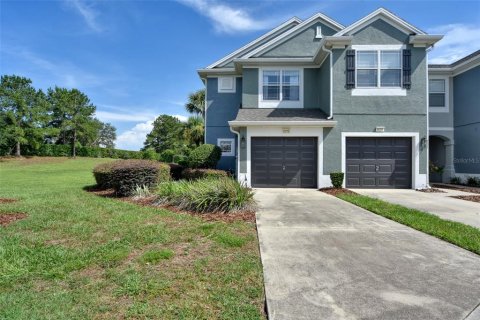 Adosado en Ocala, Florida 3 dormitorios, 143.26 m2 № 2232361