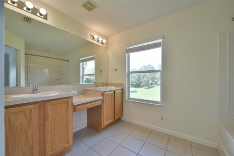 Townhouse in Ocala, Florida 3 bedrooms, 143.26 sq.m. № 2232361 - photo 19