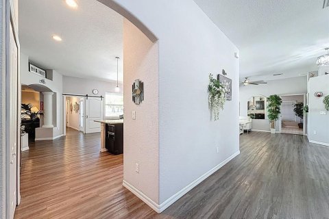 House in Spring Hill, Florida 4 bedrooms, 264.77 sq.m. № 2093051 - photo 20