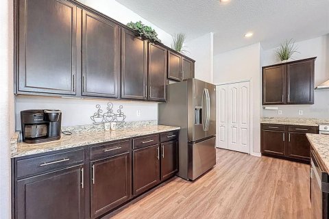 House in Spring Hill, Florida 4 bedrooms, 264.77 sq.m. № 2093051 - photo 27