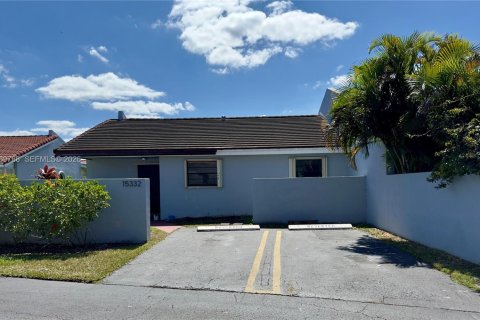 Touwnhouse à Miami, Floride 3 chambres, 115.57 m2 № 2090252