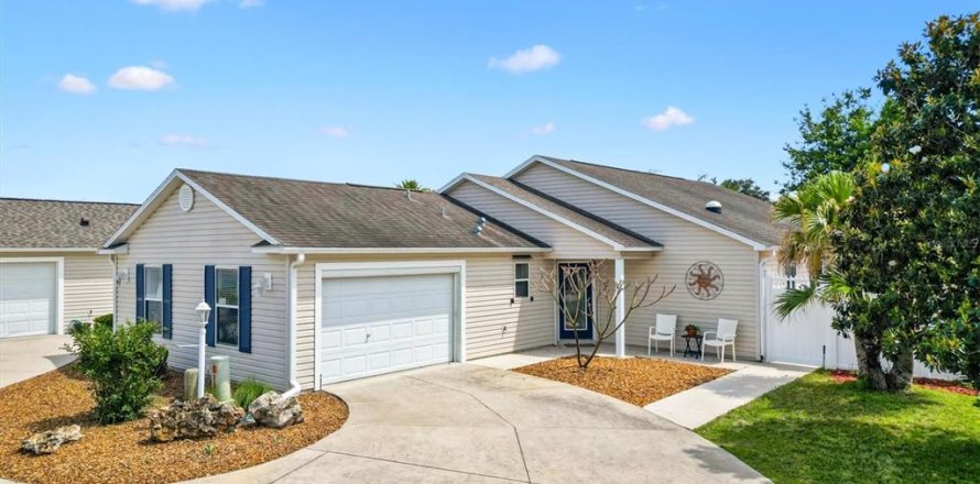 Casa en The Villages, Florida 3 dormitorios, 148.83 m2 № 2231004