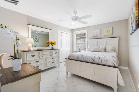 Casa en venta en The Villages, Florida, 3 dormitorios, 148.83 m2 № 2231004 - foto 22