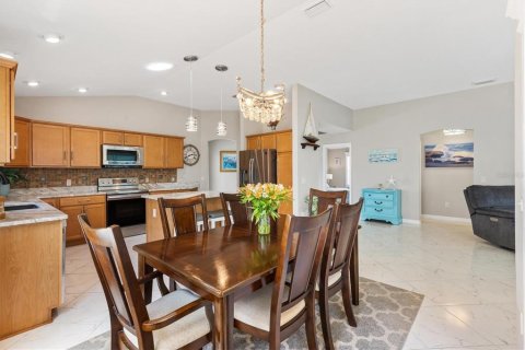 Casa en venta en The Villages, Florida, 3 dormitorios, 148.83 m2 № 2231004 - foto 13