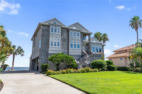 House in Holmes Beach, Florida 4 bedrooms, 425.12 sq.m. № 1885966 - photo 21
