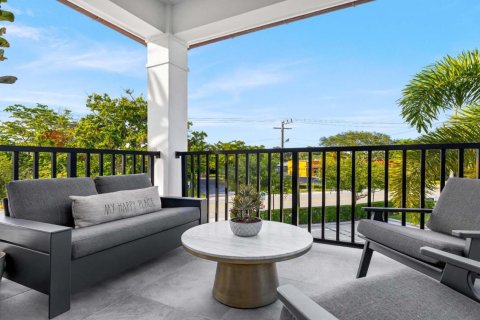 House in Delray Beach, Florida 5 bedrooms, 742.38 sq.m. № 2169522 - photo 19