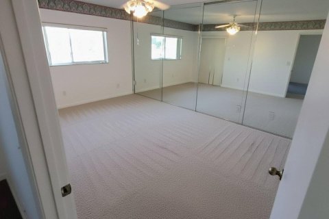 Купить кондоминиум в Лейк-Уорт, Флорида 3 комнаты, 123.56м2, № 2082865 - фото 8