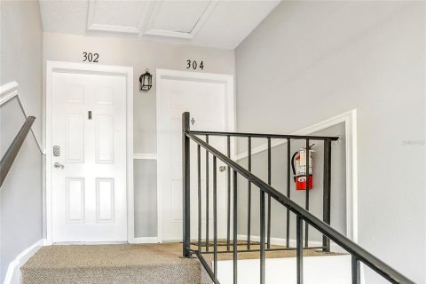 Condo in Winter Park, Florida, 1 bedroom  № 1601891 - photo 24