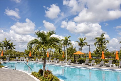 Touwnhouse à vendre à Homestead, Floride: 3 chambres, 123.65 m2 № 2170751 - photo 5