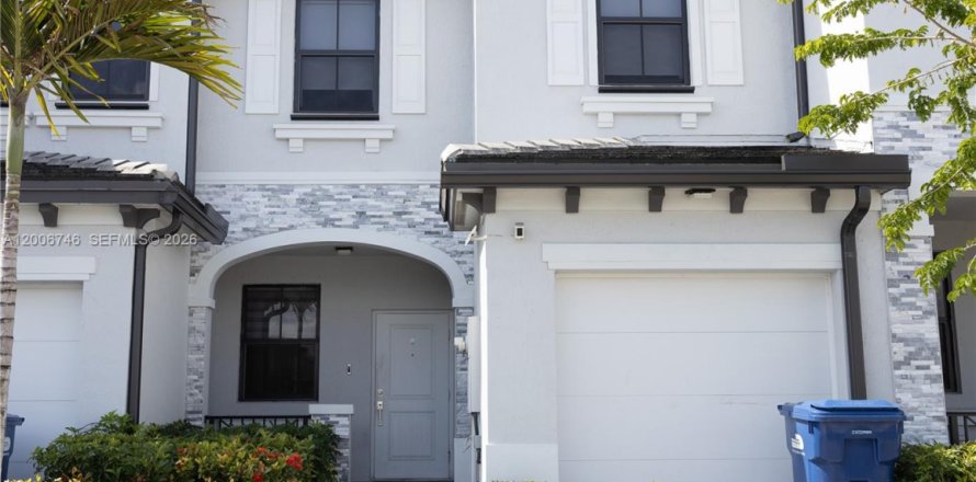 Touwnhouse à Homestead, Floride 3 chambres, 123.65 m2 № 2170751