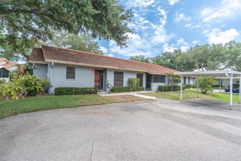 House in Clearwater, Florida 2 bedrooms, 143.72 sq.m. № 2119281