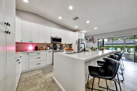 Купить виллу или дом в Корал-Спрингс, Флорида 3 спальни, 206.06м2, № 1992056 - фото 7