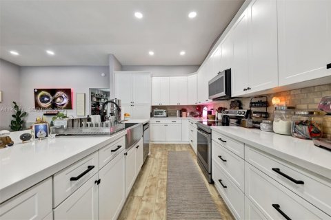 Купить виллу или дом в Корал-Спрингс, Флорида 3 спальни, 206.06м2, № 1992056 - фото 10