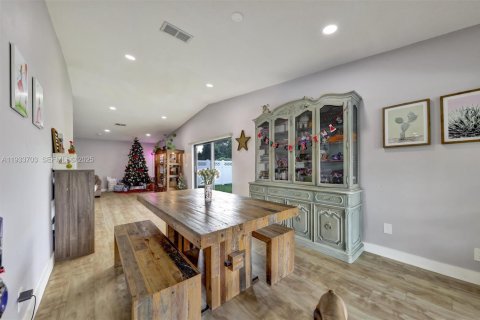 Купить виллу или дом в Корал-Спрингс, Флорида 3 спальни, 206.06м2, № 1992056 - фото 24