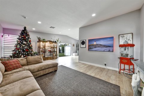 Купить виллу или дом в Корал-Спрингс, Флорида 3 спальни, 206.06м2, № 1992056 - фото 18