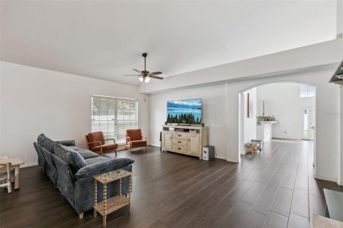 Villa ou maison à vendre à Orlando, Floride: 4 chambres, 236.99 m2 № 2283755 - photo 9