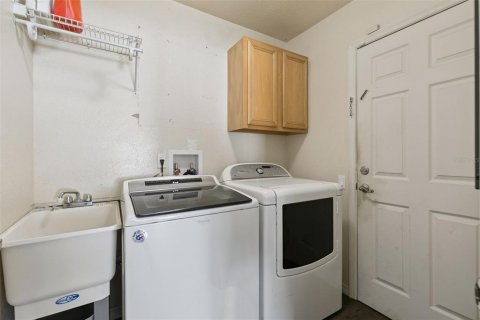 Villa ou maison à vendre à Orlando, Floride: 4 chambres, 236.99 m2 № 2283755 - photo 25